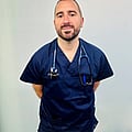 Foto de Alexis Esparza, Veterinario