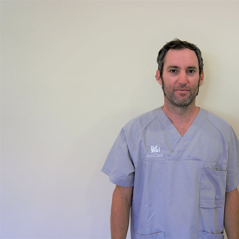 Foto de Roger Rins Civit, Auxiliar Técnico Veterinario