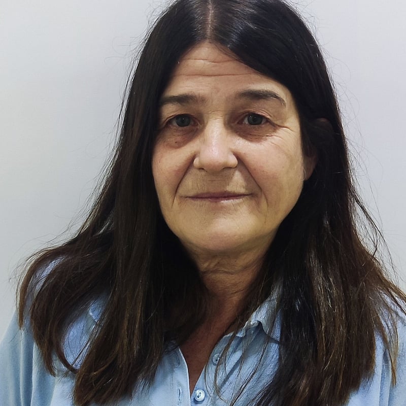 Foto de Mari Carmen, Administración
