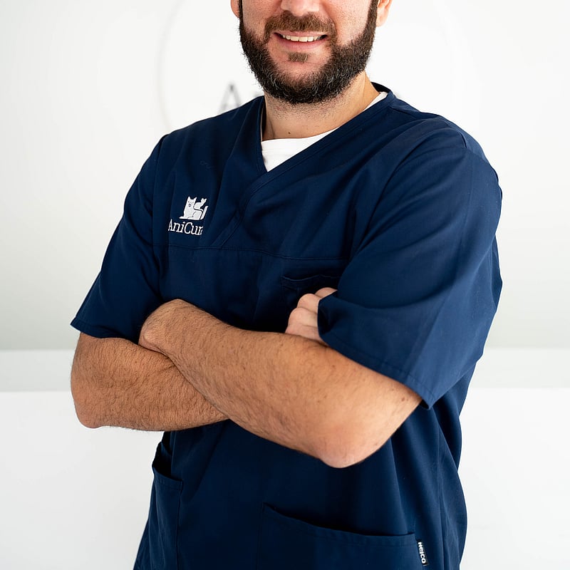 Foto de Samuel Herrera, Auxiliar Técnico Veterinario