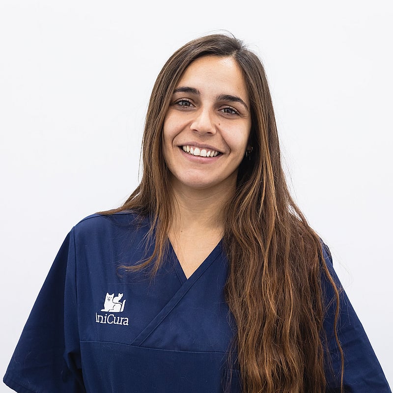 Foto de Amara Fenoy, Auxiliar Veterinaria