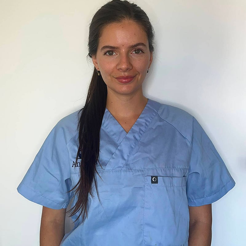 Foto de Rocío Nicole Suárez Chávez, Enfermera Veterinaria
