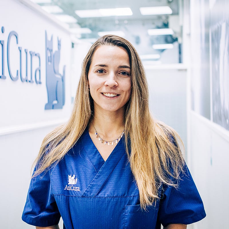 Foto de Rosario Fernández, Veterinaria