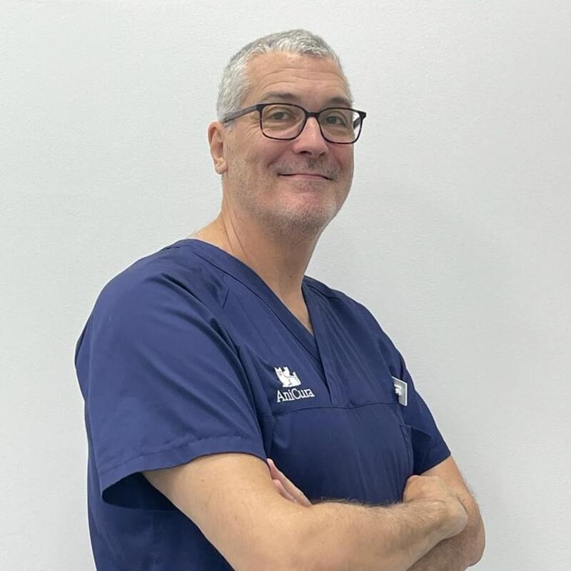 Foto de Javier Engel Manchado, Veterinario