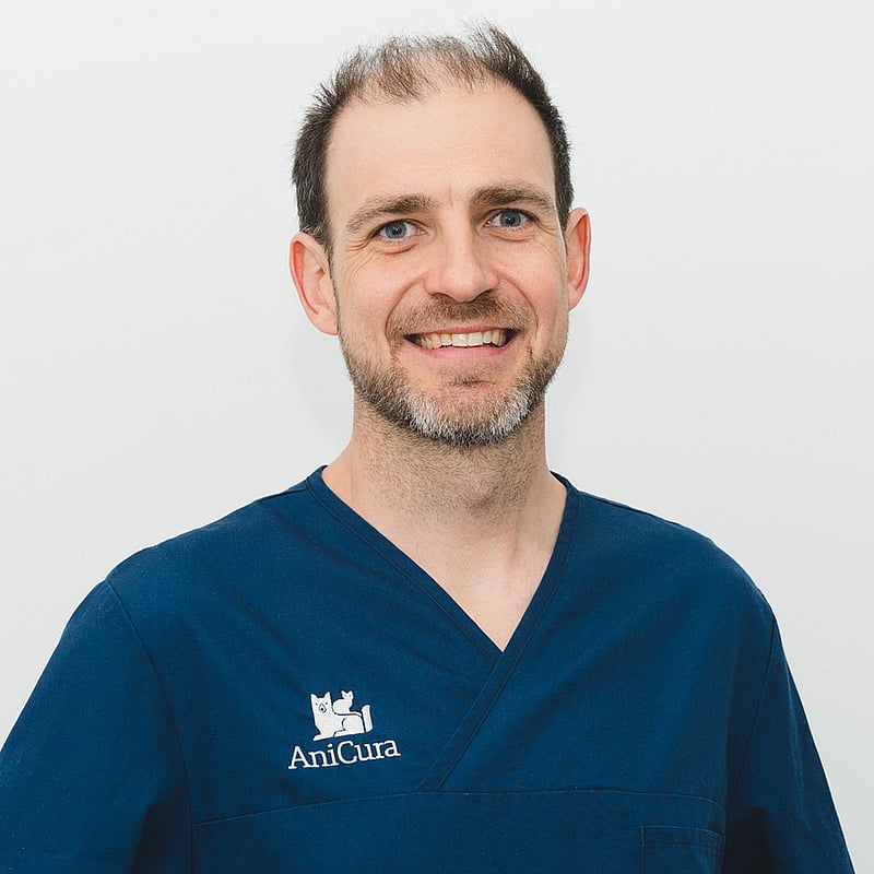 Foto de Víctor Moratalla, Responsable Del Servicio De Traumatología Y Ortopedia