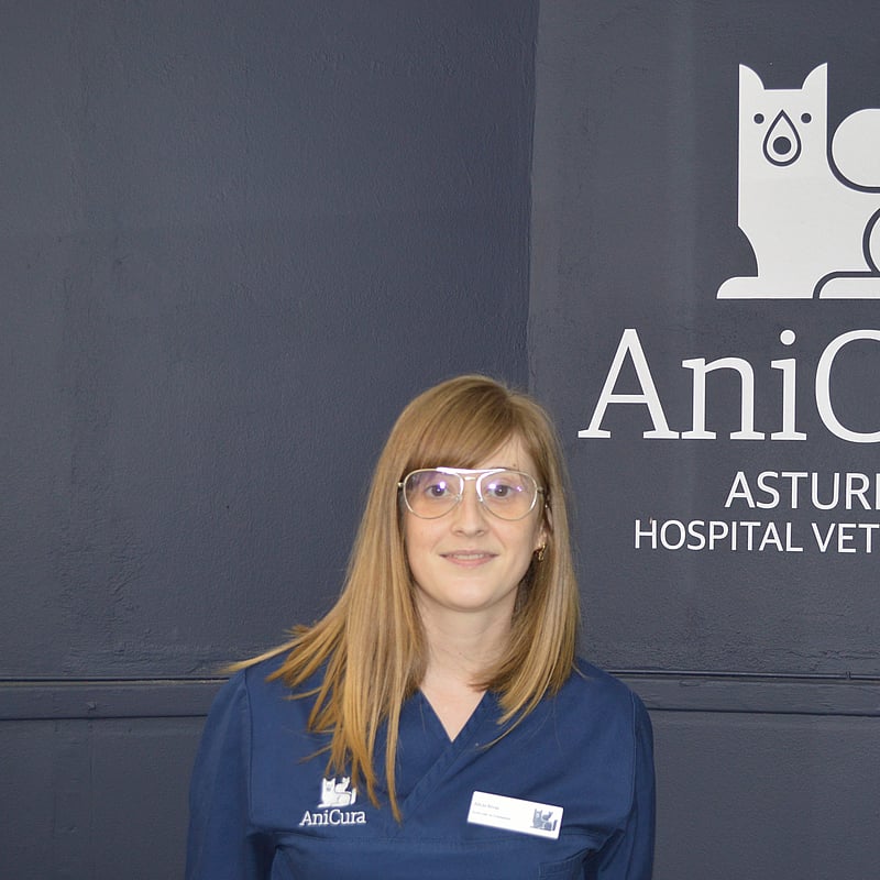 Foto de Alicia Rivas, Auxiliar Veterinaria