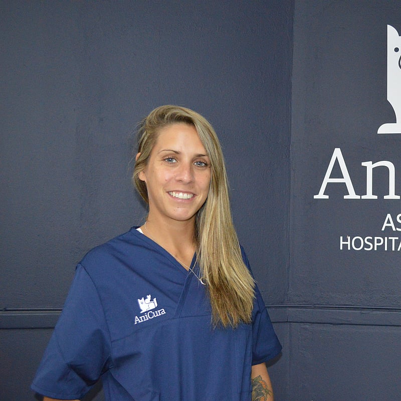 Foto de Cristina Alonso, Auxiliar Veterinaria